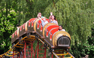 Rotherham’s finest fun park! - Clifton Park Rotherham